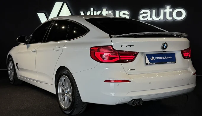 BMW 3 Series  - 2018