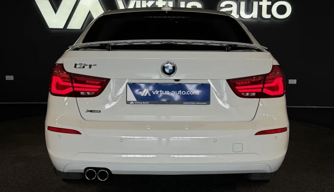BMW 3 Series  - 2018