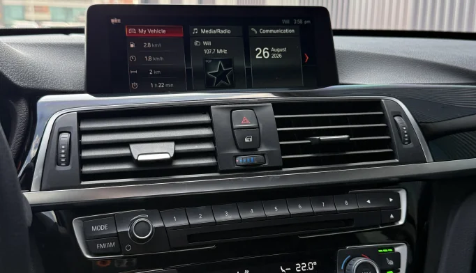 BMW 3 Series  - 2018