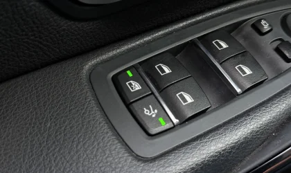 BMW 3 Series  - 2018