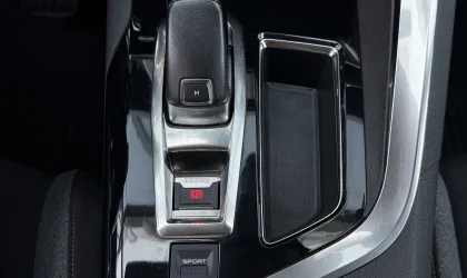 Peugeot 3008  - 2020