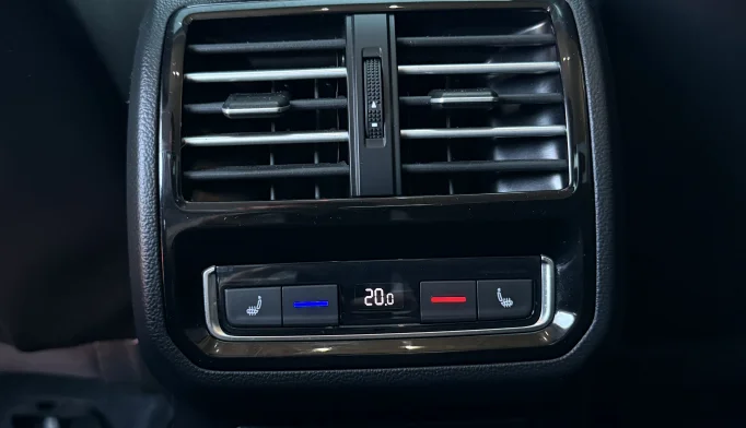 Volkswagen Passat  - 2018