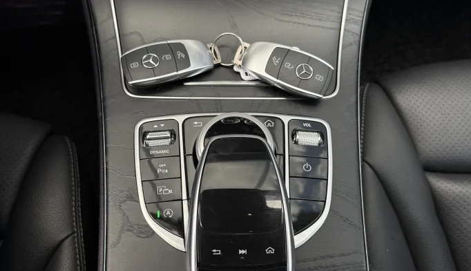 Mercedes-Benz C-Class  - 2019
