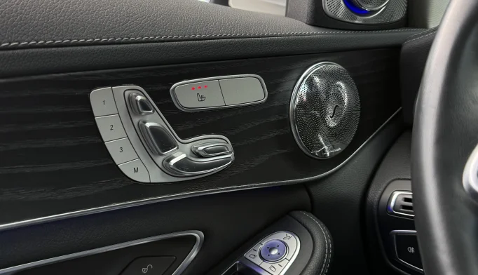 Mercedes-Benz C-Class  - 2019