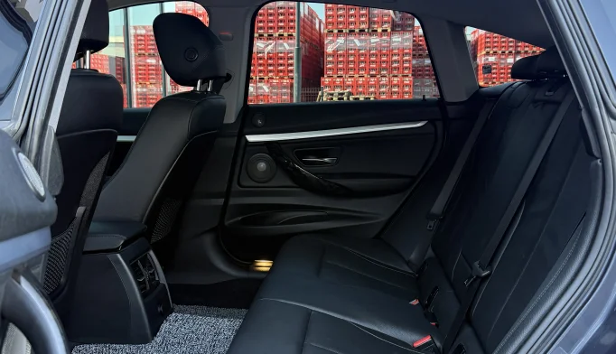 BMW 3 Series  - 2017