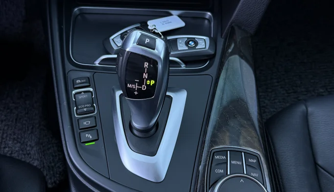 BMW 3 Series  - 2017