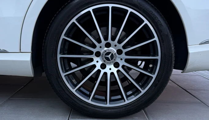 Mercedes-Benz E-Class  - 2016