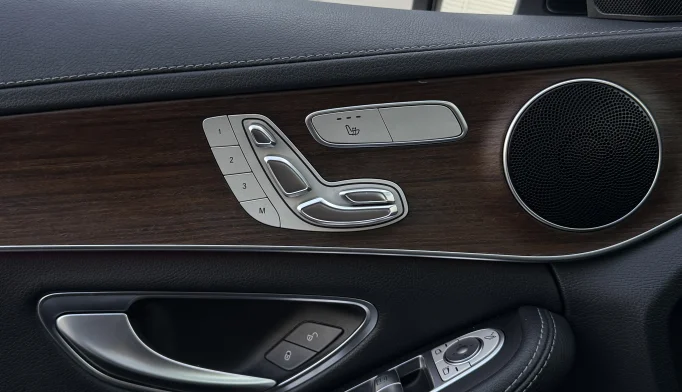 Mercedes-Benz C-Class  - 2019