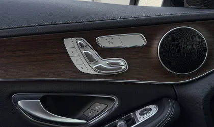 Mercedes-Benz C-Class  - 2019