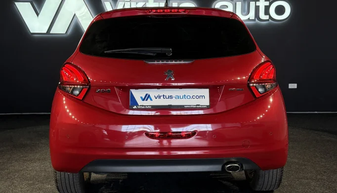 Peugeot 208  - 2017