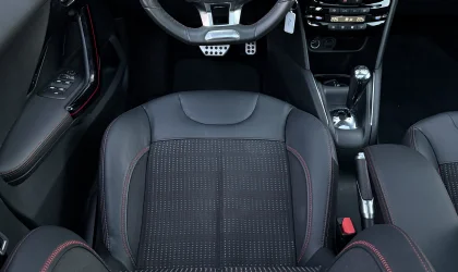 Peugeot 208  - 2017