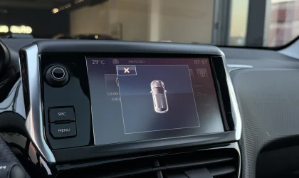 Peugeot 208  - 2017