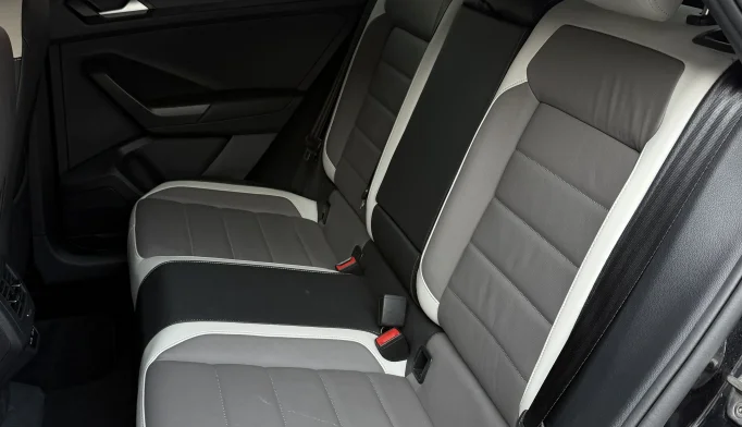 Volkswagen T-Roc  - 2021