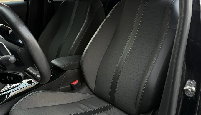 Peugeot 208  - 2022