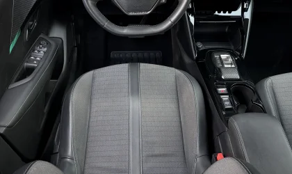 Peugeot 208  - 2022
