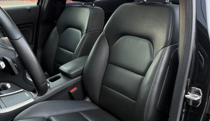 Mercedes-Benz GLA-Class  - 2016