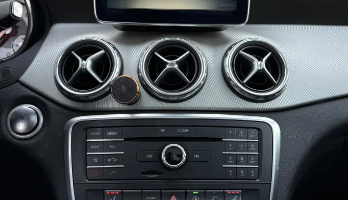 Mercedes-Benz GLA-Class  - 2016