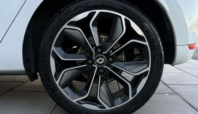Renault Clio  - 2019
