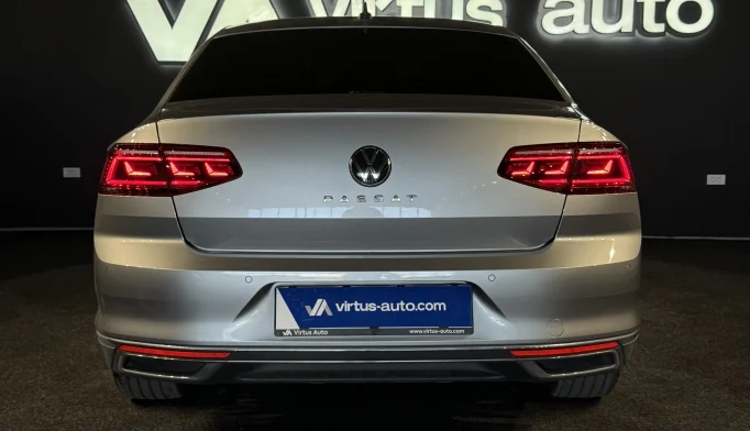 Volkswagen Passat  - 2021