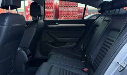 Volkswagen Passat  - 2021