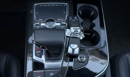 Audi Q7  - 2016