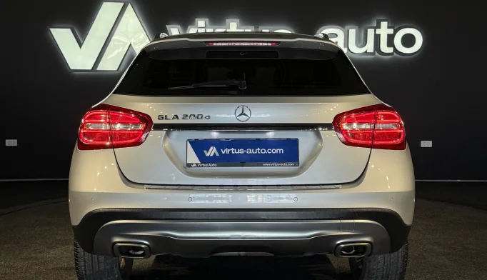 Mercedes-Benz GLA-Class  - 2016
