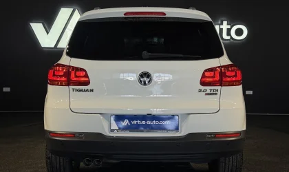 Volkswagen Tiguan  - 2016