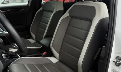 Volkswagen T-Roc  - 2021