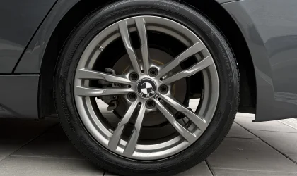 BMW 3 Series  - 2018