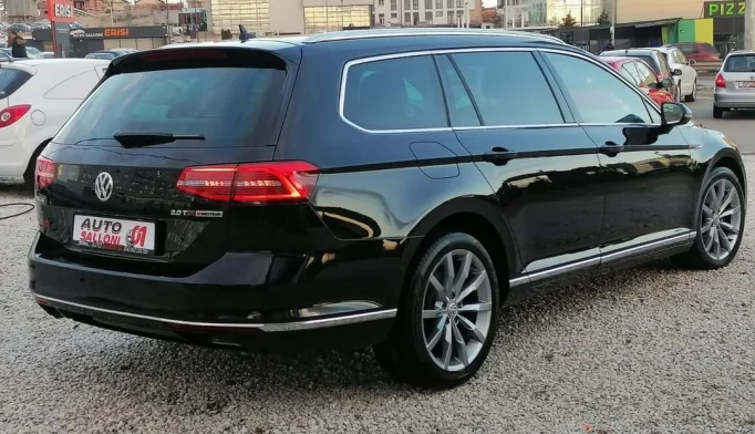 Volkswagen Passat  - 2015