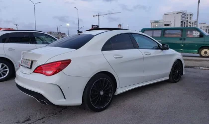 Mercedes-Benz GLA-Class  - 2016