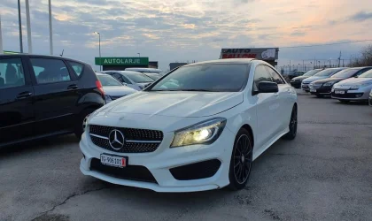 Mercedes-Benz GLA-Class  - 2016