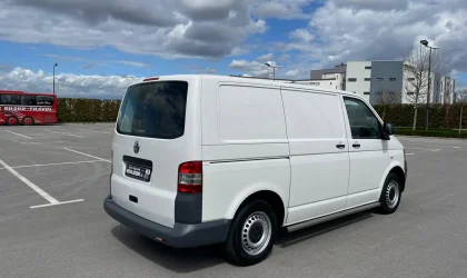 Volkswagen Transporter  - 2011