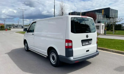 Volkswagen Transporter  - 2011