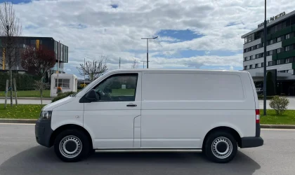 Volkswagen Transporter  - 2011