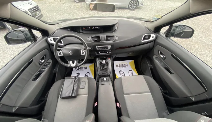 Renault Scenic  - 2012