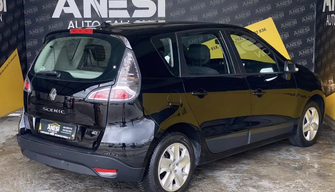 Renault Scenic  - 2012