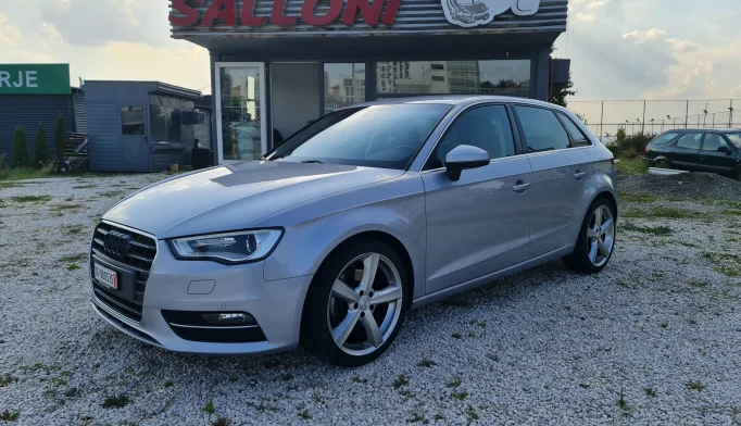 Audi A310  - 2015