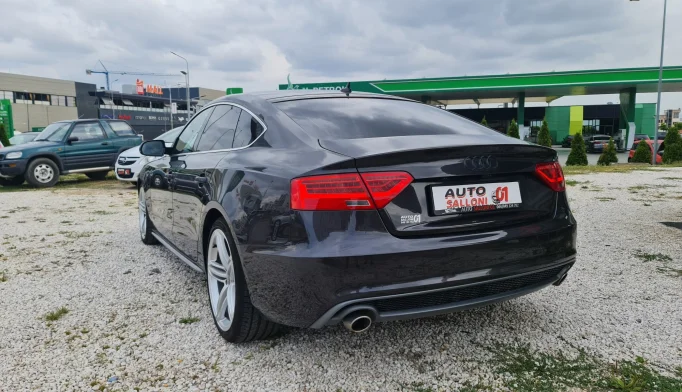 Audi A5  - 2012