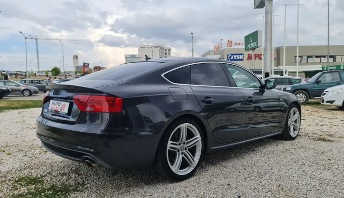 Audi A5  - 2012