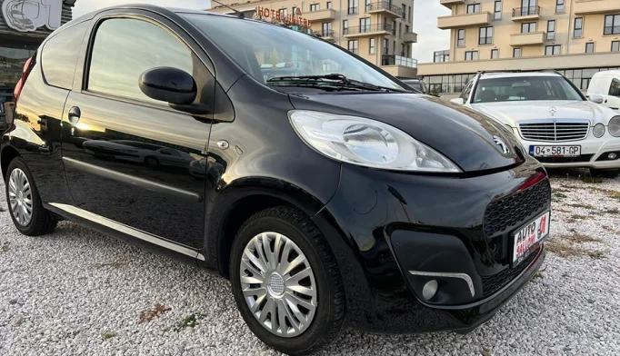 Peugeot 107  - 2012