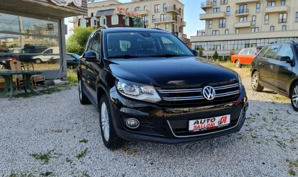 Volkswagen Tiguan  - 2012