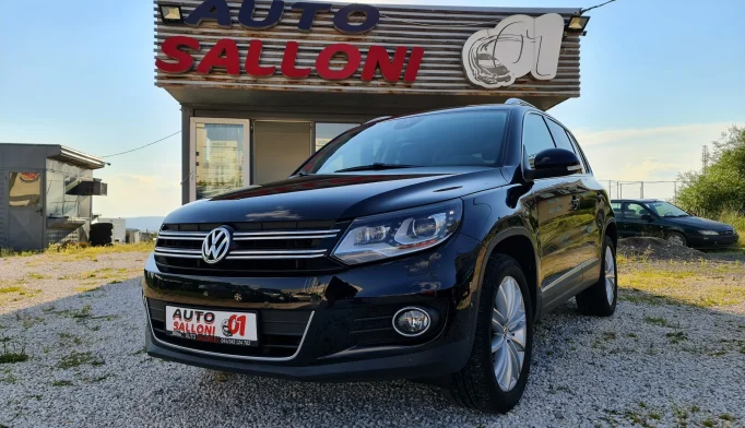 Volkswagen Tiguan  - 2012