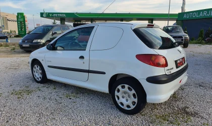 Peugeot 206  - 2006