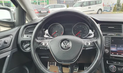 Volkswagen   - 2013