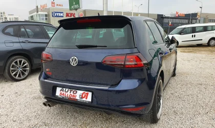 Volkswagen   - 2013