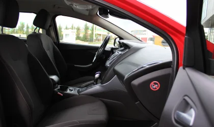 Ford Mustang Focus  - 2012