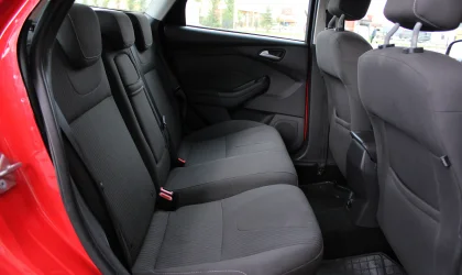 Ford Mustang Focus  - 2012