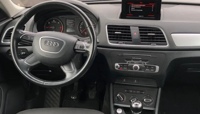 Audi Q3  - 2016