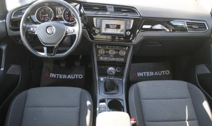 Volkswagen Touran  - 2016